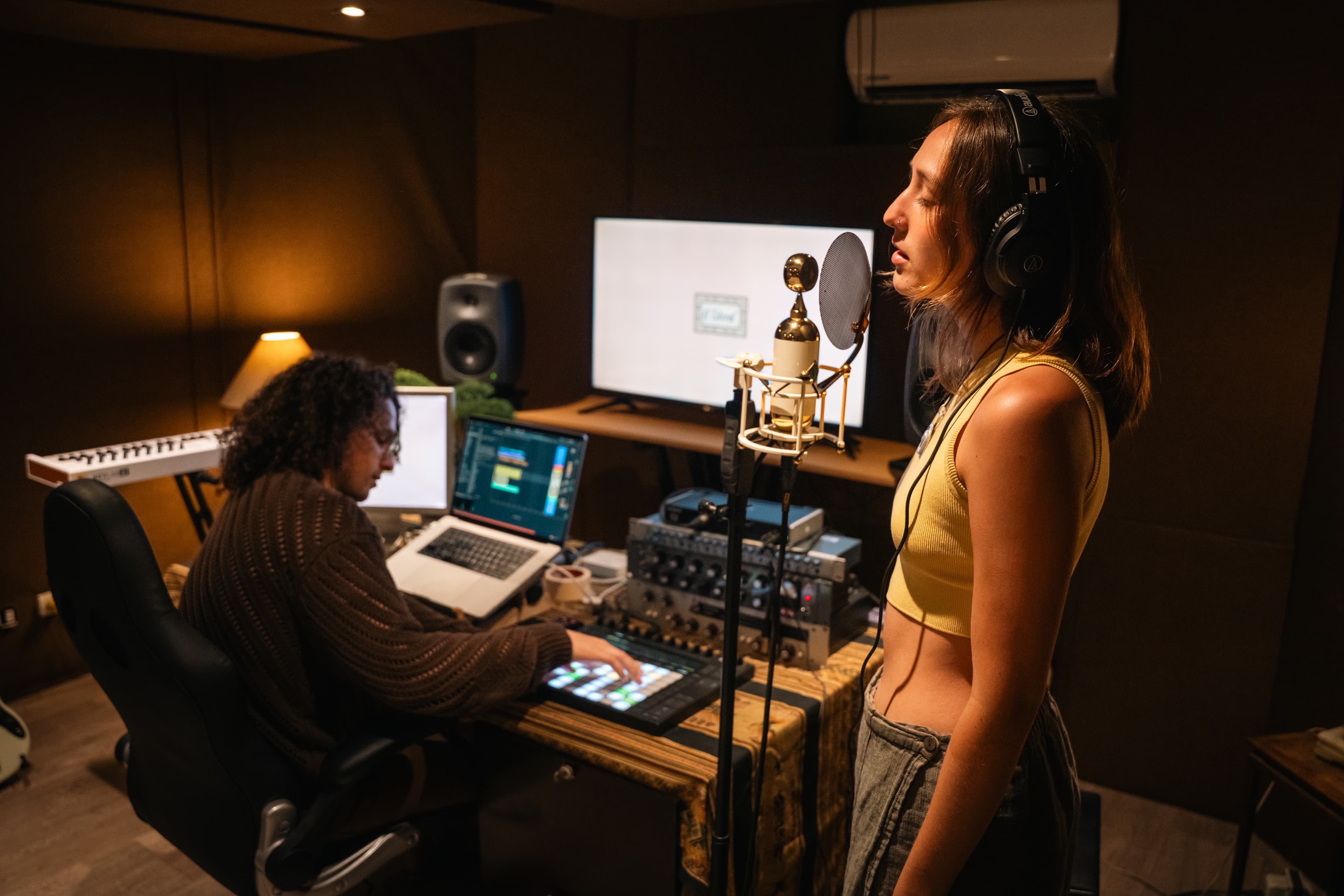 Controlador MIDI para producción musical